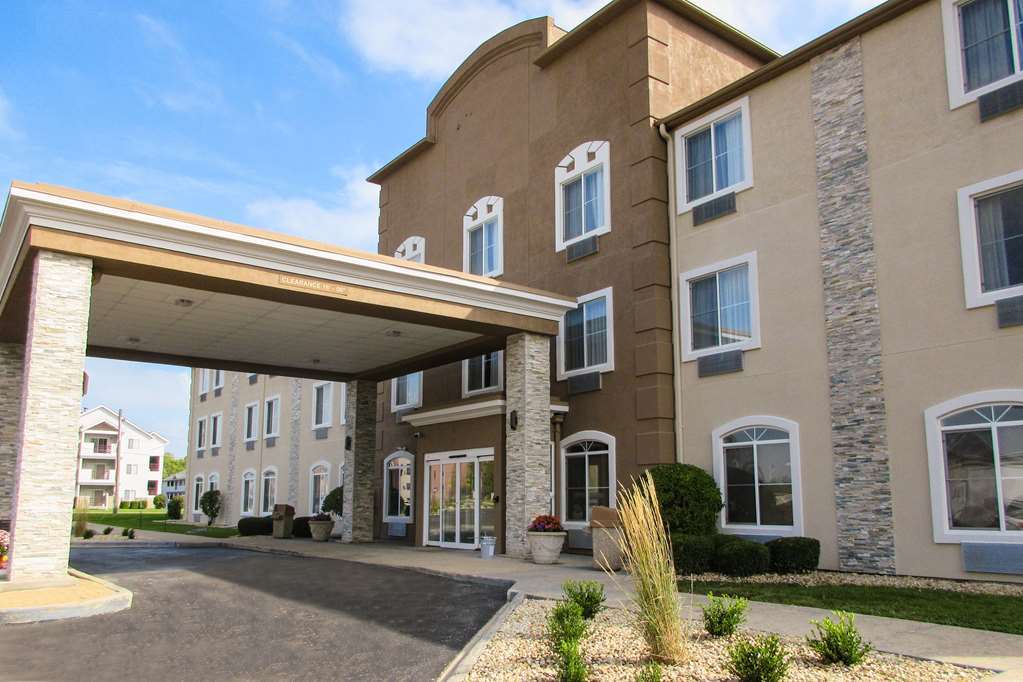 Comfort Inn Dekalb - Adjacent The University المظهر الخارجي الصورة