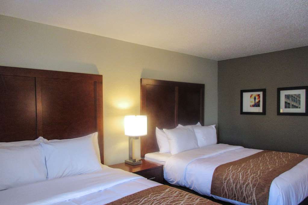 Comfort Inn Dekalb - Adjacent The University الغرفة الصورة