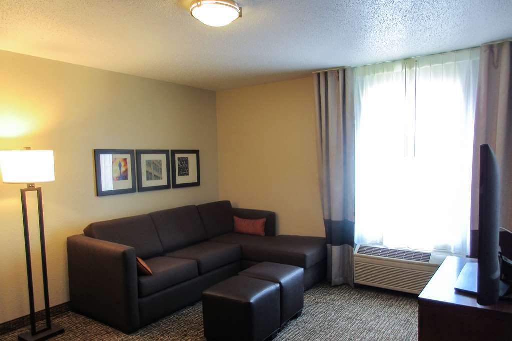 Comfort Inn Dekalb - Adjacent The University الغرفة الصورة