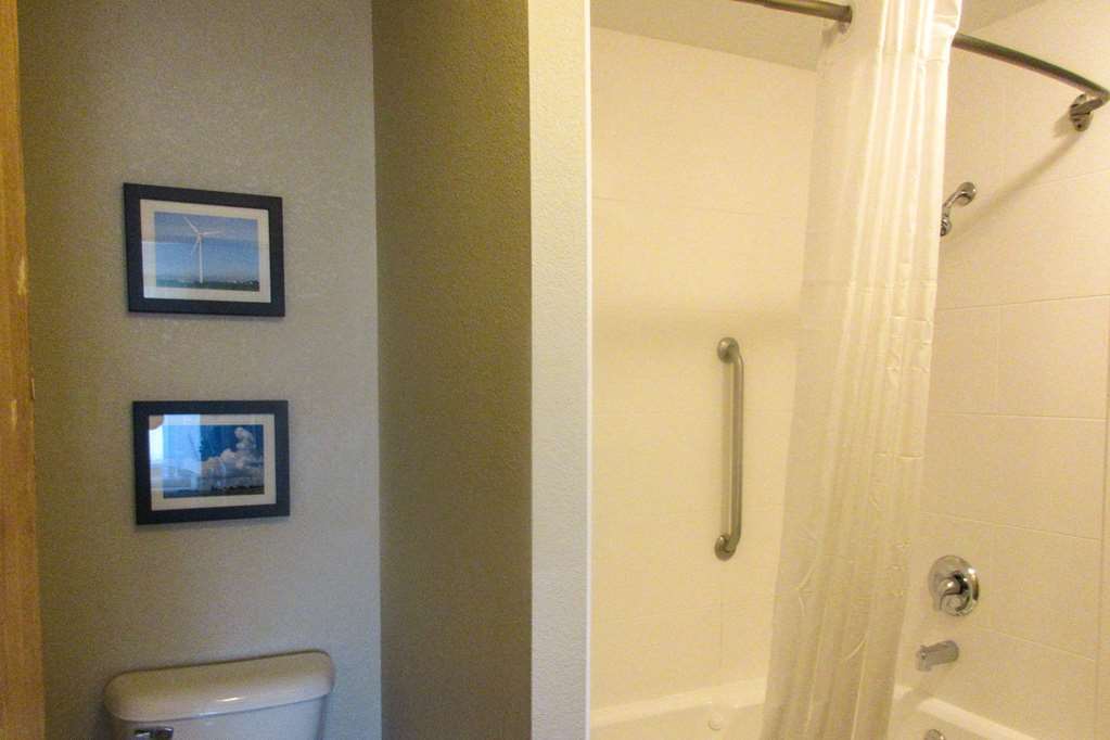 Comfort Inn Dekalb - Adjacent The University الغرفة الصورة